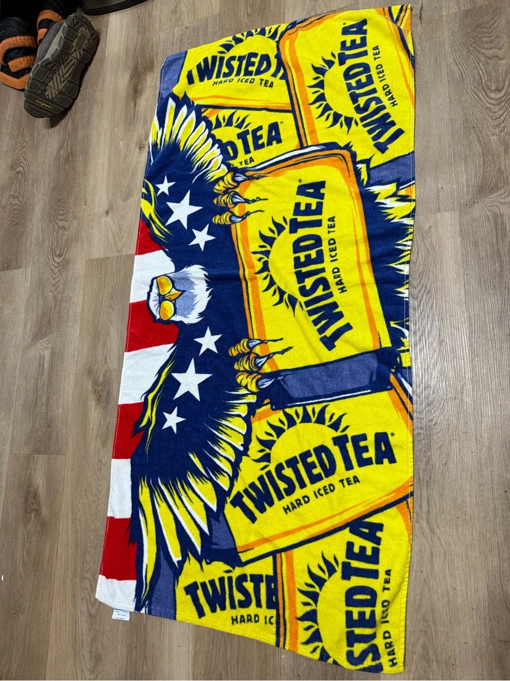 TWISTED TEA ORIGINAL HARD ICED TEA CAN BEACH TOWEL YELLOW BLUE